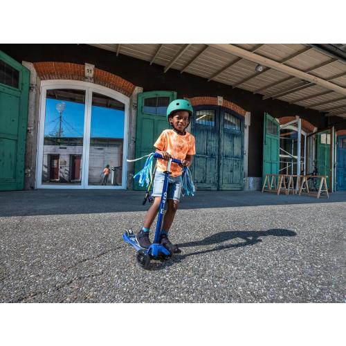 Micro Kickboard - Maxi Deluxe LED - Three Wheeled, Lean-to-Steer Swiss-Designed Micro Scooter for Kids with Motion-Activated Light-Up Wheels for Ages 5-12 …