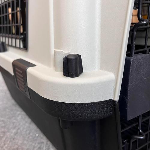 Plastic Dog/Cat Crate Portable Travelling Pet Kennel Without Wheel for Dogs/Cats, Small, Tan