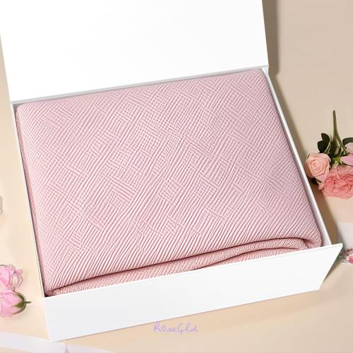 ROSEGLD Extra Large Gift Box 20x16x7.2 Inches, Giant White Magnetic Gift Box with lids for Presents, Bridesmaid Proposal Box (Glossy White)