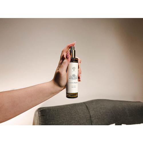 PRISTINE Swiss Château/Inspired by Hilton Hotel Linen & Room Spray Air Freshener, Made With Essential Oils, Tangerine, Raspberry, Cedarwood Scent, 3.4oz Pillow Spray