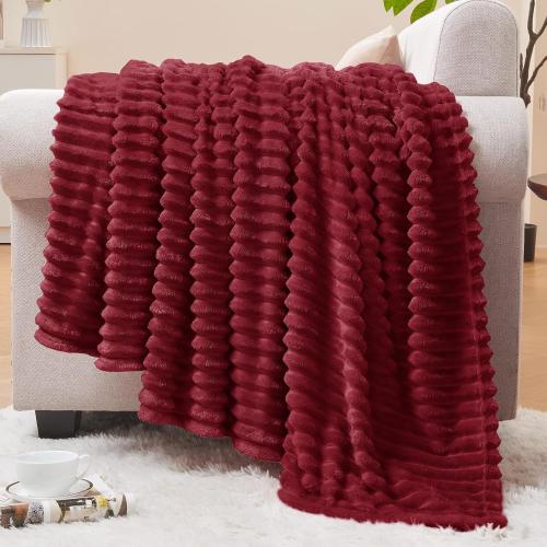 BEDELITE Fleece Throw Blanket for Couch – 3D Ribbed Jacquard Soft and Warm Decorative Fuzzy Blanket – Cozy, Fluffy, Plush Lightweight Burgundy Throw Blankets for Bed, Sofa, 50x60 inches