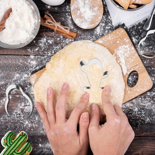 9 Pieces Cinco de Mayo Cookie Cutters Set, Regular Stainless Steel Mexican Fiesta Pinata Cookies Cutter includes Cactus Pepper Taco Avocado Sombrero Maraca Llama Guitar Baking Mold Decorations