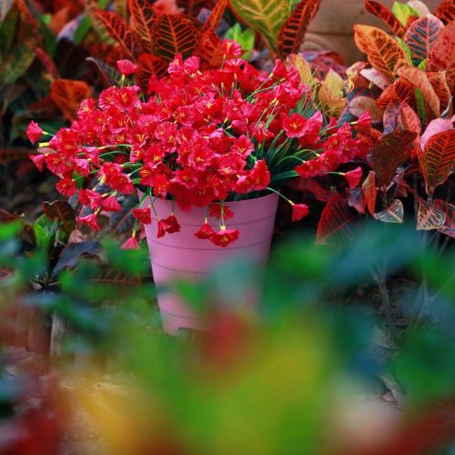 Artificial Fall Flowers for Outdoors,20 Bundles Outdoor Fake Plants UV Resistant Faux Silk Flowers for Autumn Outside Planters, Window Box Pot(Fushia)
