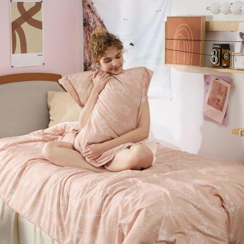 Bedsure Twin/Twin XL Comforter Set - Dusty Rose Bed Set, 2 Pieces Cute Floral Bedding, 1 Soft Reversible Botanical Flowers Comforter and 1 Pillow Sham