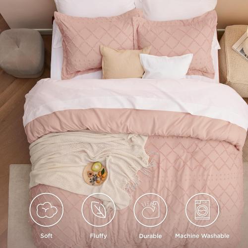 Bedsure Queen Comforter Set - Coral Pink Comforter, Boho Tufted Shabby Chic Bedding for Kids, 3 Pieces Vintage Farmhouse Bed Set for All Seasons, Fluffy Soft Bedding with 2 Pillow Shams