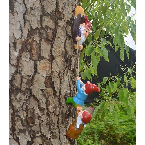 Outdoor Garden Gnome Climbing Rope Statue,Garden Gnomes Statue, Resin Garden Tree Hugger Outdoor Decor Accessories, Miniature Figurines Micro Garden Gnome Landscape Figurine for Lawn Balcony Patio