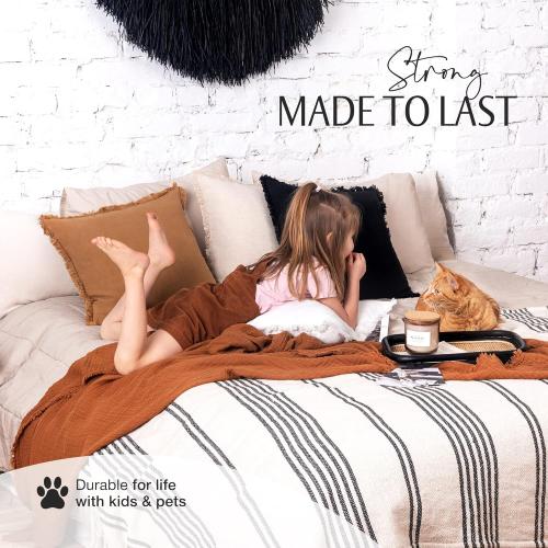 INSPIRED IVORY Throw Pillow Cover 18 x 18 Inch - Decorative Natural Linen Pillow Cover with Tassel Trim - Farmhouse Pillow Cushion Cover for Sofa, Couch, Bed Decor - Square Burlap Sham (Light Beige)