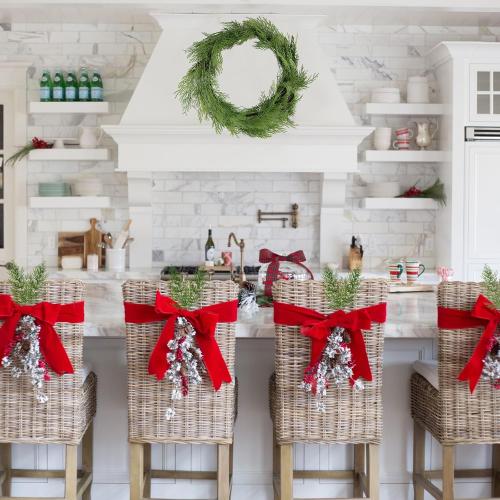 Hananona Artificial Pine Branches,40 Pcs Christmas Faux Cedar Stems, Artificial Faux Cedar Branches, Fake Christmas Greenery Pine Picks for Wreath Craft DIY Home Kitchen Decorations (40, Green)