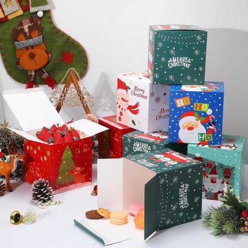 COTOPHER 20 Pcs Christmas Gift Boxes, 5 x 5 x 5 Xmas Candy Boxes for Gift Giving, Paper Treat Ornament Gift Box Decorative Christmas Goodie Box for School Home Holiday Party Favors Supplies