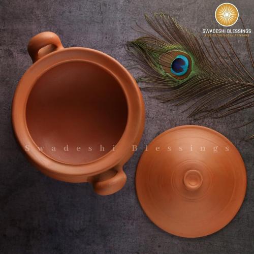 Swadeshi Blessings HandMade Unglazed Clay Pot for Cooking with Lid, 4Liters | Chemical-Free, Multi-Use Clay Cooking & Serving Pot, Earthen Kadai, Mud Handi, Mitti Ke Bartan, Free Cleanser&Palm Leaf Stand