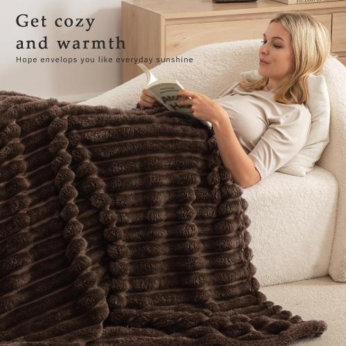 Exclusivo Mezcla Fleece Throw Blanket for Couch, Super Soft Striped Jacquard Bed Blanket, Lightweight Fuzzy Cozy for All Seasons, 50x60 Inches, Coffee