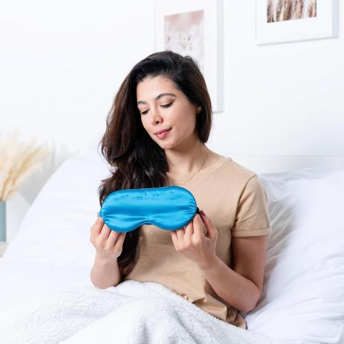 100% 22 Momme Mulberry Silk Sleep Mask, Filled with Premium Mulberry Silk, Silk Eye mask for Sleeping Women, Sleep mask for Side Sleepers Perfect fit Adjustable Light Blocking Silk Sleep mask Gift