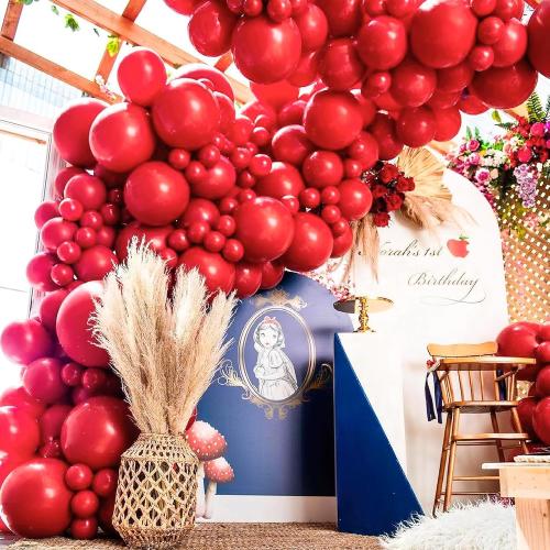PartyWoo Red Balloons 140pcs Different Sizes of 18 12 10 5 Inch Matte Red Latex Balloon Arch Kit Garland for Birthday Graduation Bachelorette Cherry Casino Movie Theme Party Decorations Red-Y57