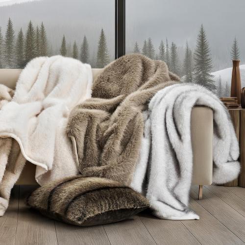 Luxury Faux Fur Throw Blanket, Soft Fluffy Faux Mink Blankets for Bed, Couch, Sofa, Thick Cozy Plush Warm Fur Throws with Reversible Velvet, Frosted White Wolf