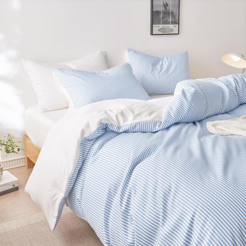 Wake In Cloud - Striped Comforter Set, Ticking Stripe Vertical Pinstripe Neutral Farmhouse Pattern Printed, Soft Lightweight Bedding, Blue White, King Size