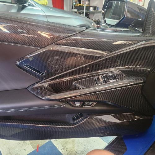 2pcs Side Door Panel Cover for C8 Corvette Stingray Z06 E-Ray HTC 2020 2021 2022 2023 2024, Genuine Carbon Fiber Door Armrest Overlay Trim