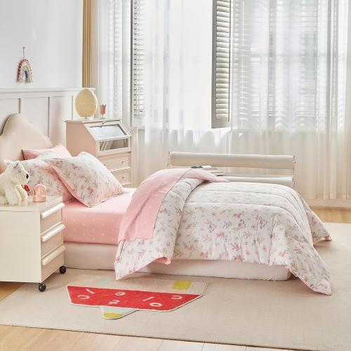 Size medium Cotton Comforter   Pink Floral Design, Soft n Cozy