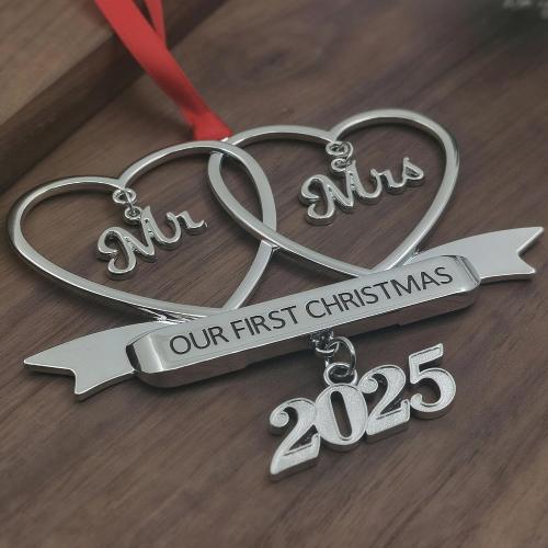 Christmas Ornament 2025 Our First Married Ornaments Mr Mrs Tree Decoration Wedding Gifts Couple Xmas Bridal Shower Newlywed Gift 1st Keepsake Unique Gift (Our First Christmas Mr Mrs)