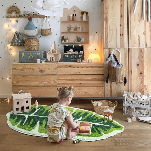Leaf Kids Rug Green Bathroom Runner Rug Small Cute Bath Mat Nursery Boho Area Rug Non Slip Long Carpet for Bedroom Children Room Kitchen Monstera Plant Home Decor 20x47 inch