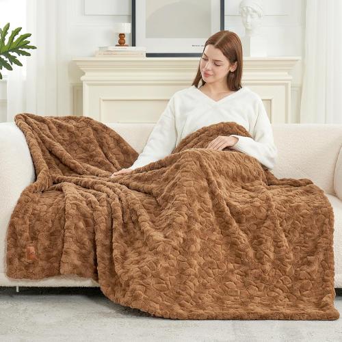 Cozy Bliss Faux Fur Throw Blanket for Couch, Fuzzy Soft Plush Thick Warm Fluffy Reversible Wave Textured Blanket for Sofa Bedroom Living Room, 55 * 70 Inches Brown