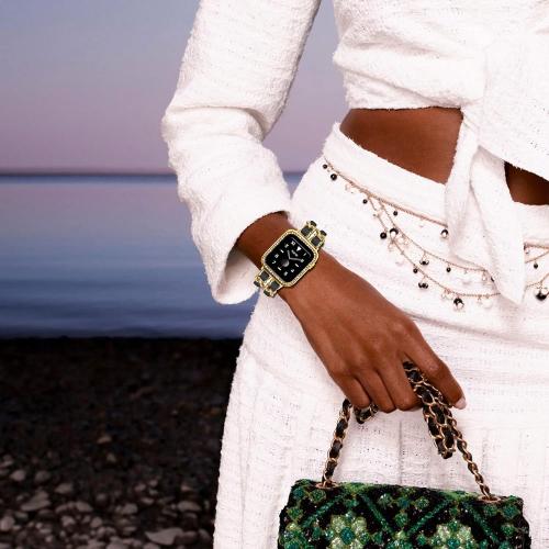 Mosonio Compatible  Apple Watch Band 46mm with Screen Protector Case Women, Jewelry Metal Chain with 2P Bling Case Cover for iWatch Series 11 10(Gold Link with Black Leather)