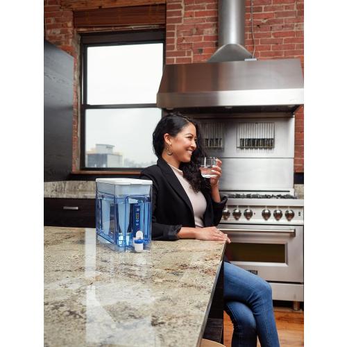 ZeroWater 32-Cup Ready-Read 5-Stage Water Filter Dispenser with Instant Read Out - 0 TDS for Improved Tap Water Taste - IAPMO Certified to Reduce Lead, Chromium, and PFOA/PFOS