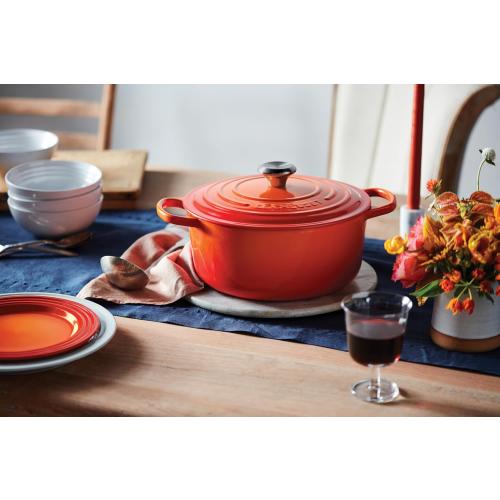 Le Creuset Enameled Cast Iron Signature Round Dutch Oven, 4.5 qt., Caribbean