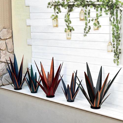 KODIBO 24 Large Metal Agave Plant Outdoor Decor with Solar Light, Rusty | IP65 Waterproof Solar Light, Weather-Resistant Metal, Hand-Painted Finish, Tequila Rustic Sculpture, Southwestern Style Decor