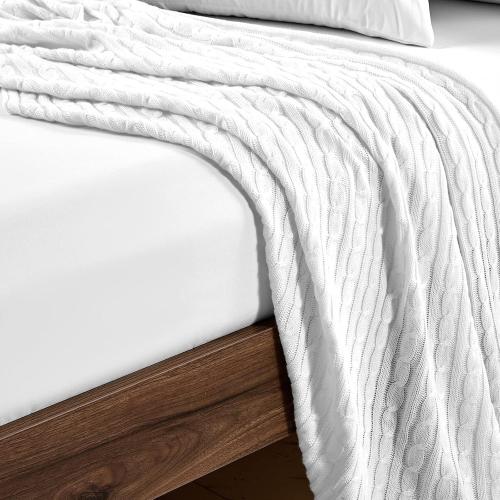 FreshCulture Queen Fitted Sheets, Bulk Pack of 6, Deep Pocket, Soft Microfiber Bottom Sheets for Home, Salons, Hotels, Queen Size Fitted Sheets Only (White)