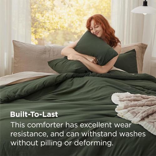 Bedsure Super King Plus Comforter Set, Dark Green Soft Prewashed Bedding for All Seasons, 3 Pieces GentleSoft™ Bed Set, 1 Lightweight Comforter (128x120) and 2 Pillowcases (20x36)