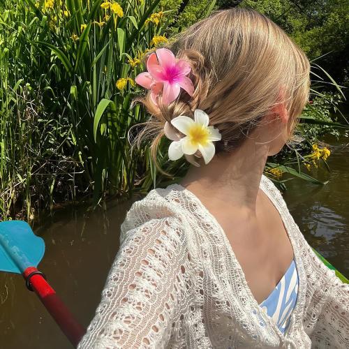 GQLV Flower Hair Claw Clips-4PCS for Thick Hair,Strong Hold Nonslip,Hawaiian,Cute Large Hair Clips,Banana Clip for Thin Hair,Hair Accessories for Women Girls Holiday Gifts (A-4pcs large colorful