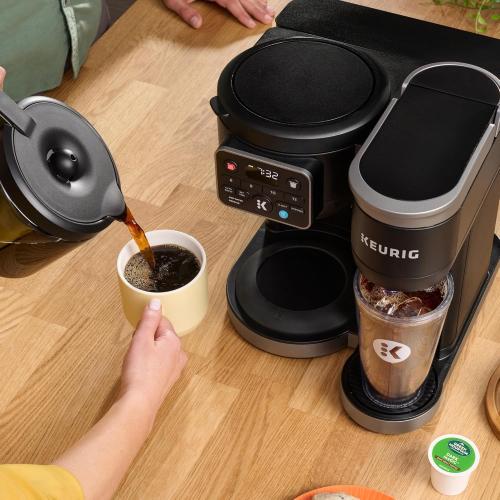 Keurig K-Duo Hot & Iced Single Serve & Carafe Coffee Maker – MultiStream Technology, 72oz Reservoir, Ideal for Holiday Hosting & Gift Giving (Gen 2)
