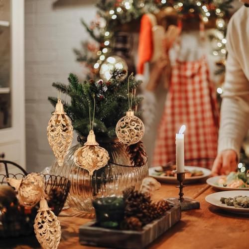 Shappy 6 Pcs Christmas Gold Ball Ornaments 2/3/5 Inch Diamond Pendant Christmas Tree Ornaments Gold Decorations for Home Xmas Holiday Party Wedding Wreath Gift