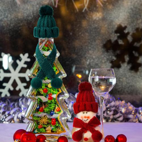 Geyoga 8 Pcs Mini Santa Hats and Scarves Decor Doll Christmas Accessories Small Gnome Hat for Craft DIY for Wine Bottle Gifts(Blue, Red,Stylish)