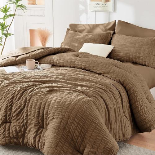 HYMOKEGE Brown Queen Comforter