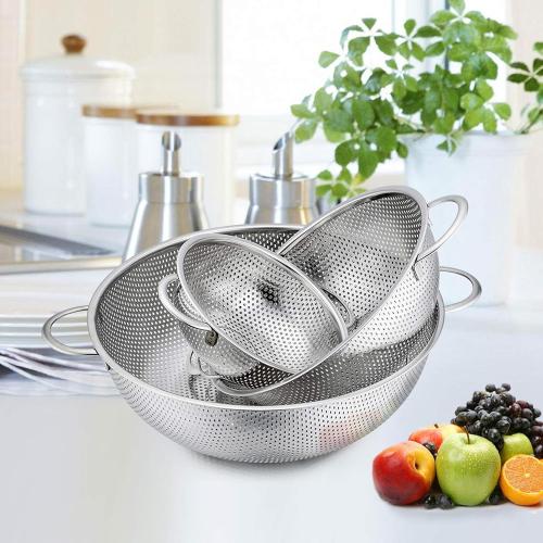 P&P CHEF Colander Set of 3, 1/3/5 Qt, Stainless Steel Colanders Strainers | Metal Micro-Perforated Colanders and Strainers for Draining Rinsing Washing, Ideal for Pasta Fruits, Dishwasher Safe
