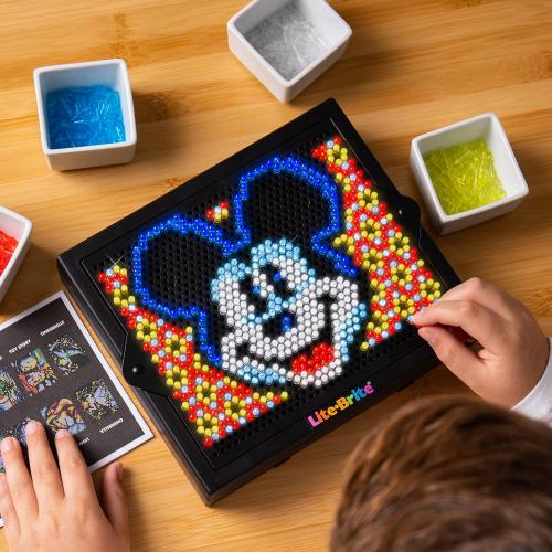 Lite Brite Super Bright HD, Disney Edition - Creative Retro Light-Up Screen – Educational Play for Children, Enhances Creativity, Gift for Boys and Girls Ages 6