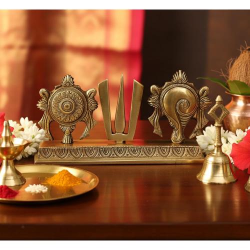 Size 8.75 eSplanade Brass Shankh Chakra Namah Showpiece | Shankha Chakra Tilak | Shankha Gada Padma | Padmanabha Swami | Vishnu | Home Decor - Length: 8.75 Inches