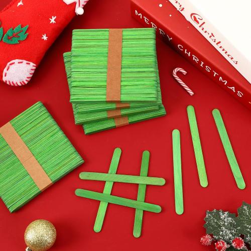 JANYUN 300 Pcs Green Popsicle Sticks for Crafts, 4.5 Inch Christmas Wooden Ice Cream Craft Sticks Popsicle Sticks for Waxing Christmas Valentines Day DIY Crafts Creative Designs Education