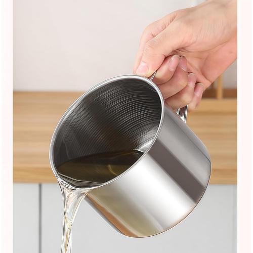 RIIPOO Grease Container for Kitchen, 34oz Bacon Grease Saver with Strainer, 410 Stainless Steel Cooking Oil Container Can, Oil Storage Keeper with Lid