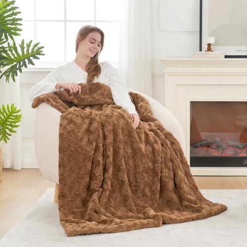 Cozy Bliss Faux Fur Throw Blanket for Couch, Fuzzy Soft Plush Thick Warm Fluffy Reversible Wave Textured Blanket for Sofa Bedroom Living Room, 55 * 70 Inches Brown