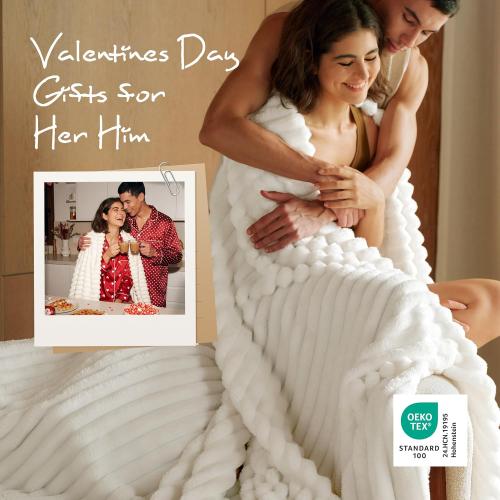 Bedsure GentleSoft White Throw Blanket for Couch - Soft Cozy Blankets for Women, Fluffy Fuzzy Fleece Throw for Girls, Birthday Gifts for Women Her, Room Home Boho Spring Decor, Off White, 50x60 Inches