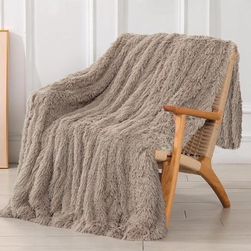 Tuddrom Decorative Extra Soft Faux Fur Throw Blanket 50x60,Solid Reversible Fuzzy Lightweight Long Hair Shaggy Blanket,Fluffy Cozy Plush Fleece Comfy Microfiber Blanket for Couch Sofa Bed,Khaki