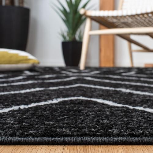 SAFAVIEH Area Rug 8x10 - Adirondack Collection - Large - Black & Light Grey, Modern Geometric Design, Non-Shedding & Easy Cleaning, Ideal for Living Room, Bedroom, Office, Dining Space (ADR251F)
