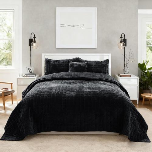 Quilt Set Oversized King Size 120x128 Luxurious Velvet Bedding Sets with Pillow Shams Ultra Soft Quilted Bedspread Coverlet Comforter for All Season,Black