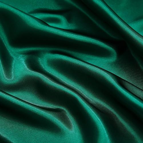 12 Pack Green Satin Table Runners, 12 x 108 Inches Silky Long Table Runner Decor, Bright Smooth Luxury Party Table Runner Decorations for Birthday Holiday Banquet