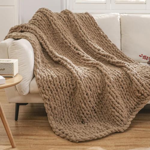 WESHIONGOO Chunky Knit Blanket Throw Knitted Throw Blankets for Couch Bed Fluffy Soft Blanket with Jumbo Chenille Yarn Thick 100% Handmade (Brown)