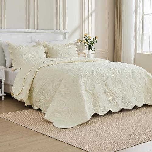 Kingnex Oversized King Bedspreads 128x120 for Extra Wide Tall King or Cal King Bed Ultrasonic Quilted Coverlet Set 3 Piece Include 1 Quilt 2 Pillowcases Cream