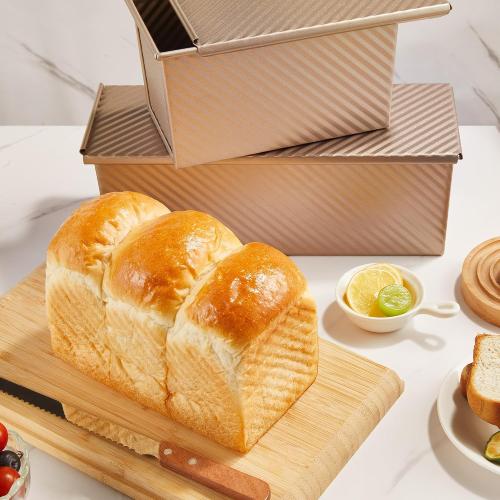 KITESSENSU Pullman Loaf Pan with Lid 1 Pack, 1 lb Dough Capacity Non-Stick Bakeware for Baking Bread, Carbon Steel Corrugated Bread Toast Box Mold with Cover for Baking Bread, Gold