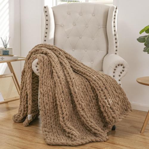 WESHIONGOO Chunky Knit Blanket Throw Knitted Throw Blankets for Couch Bed Fluffy Soft Blanket with Jumbo Chenille Yarn Thick 100% Handmade (Brown)